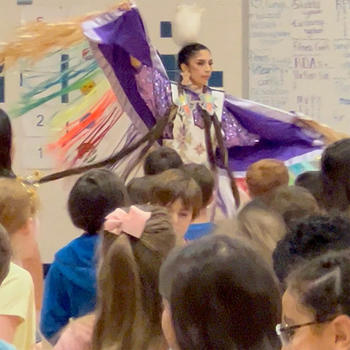Indigenous Enterprise leads an interactive lecture/demonstration at Laurel Ridge Elementary School.